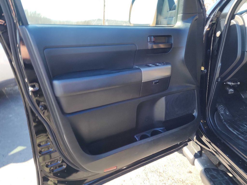 2011 Toyota Tundra Image 7