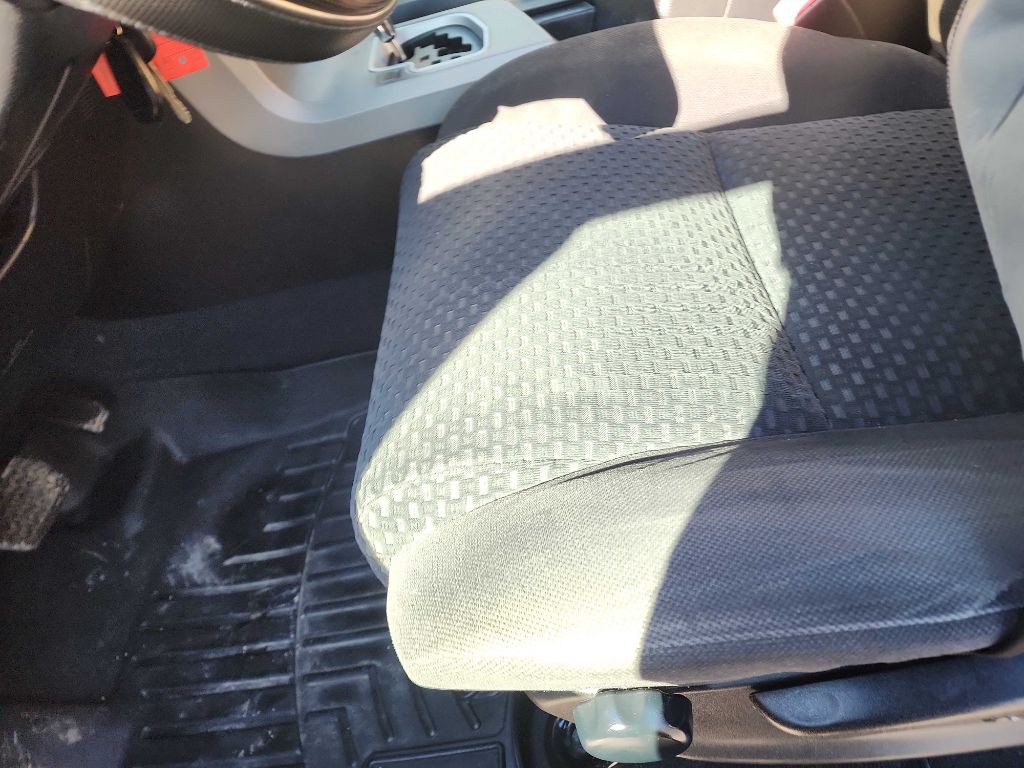 2011 Toyota Tundra Image 9