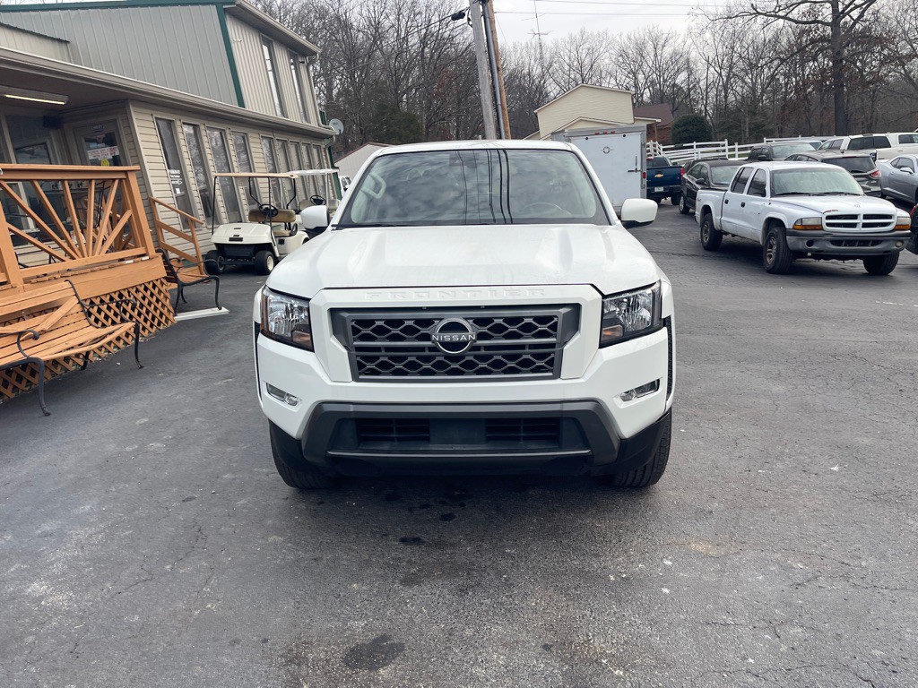 2022 Nissan Frontier Image 3
