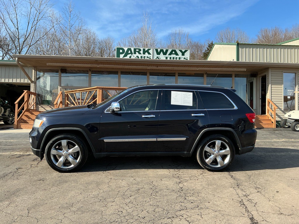 2011 Jeep Grand Cherokee Image 1