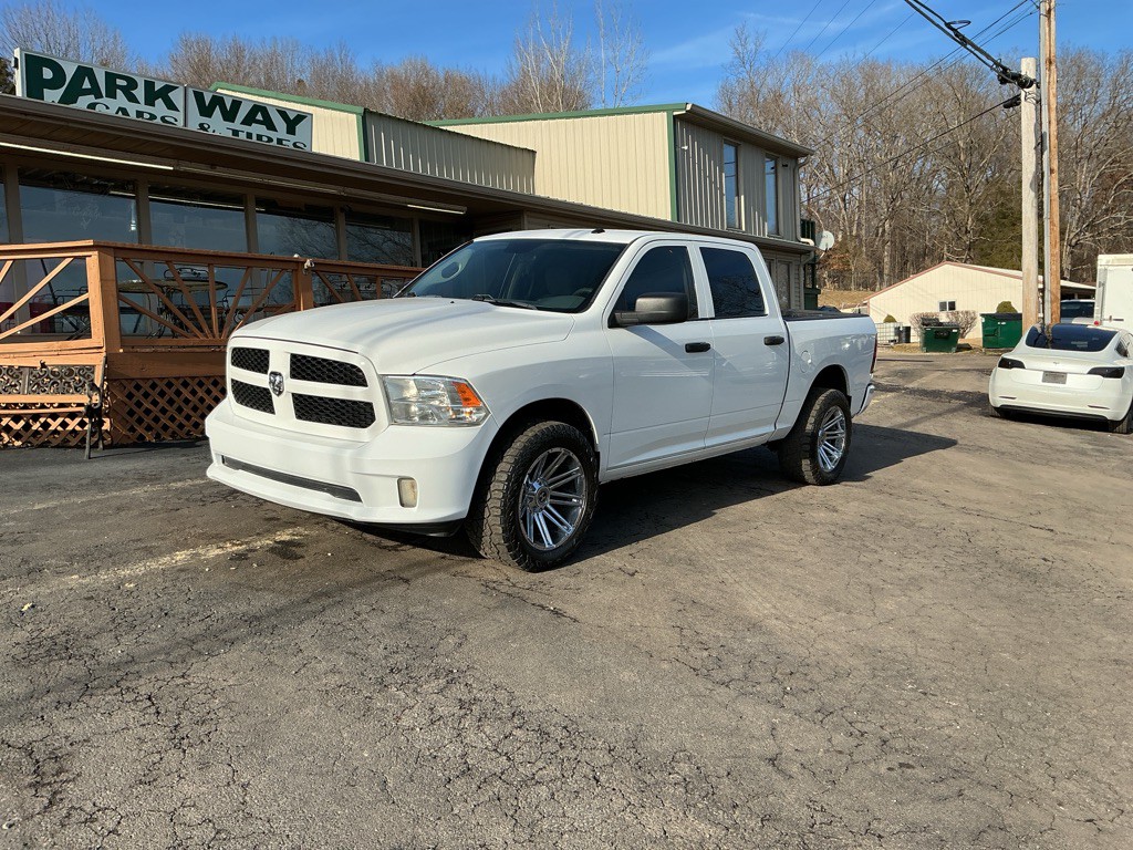 2018 RAM 1500 Image 2