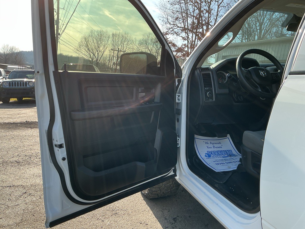 2018 RAM 1500 Image 9