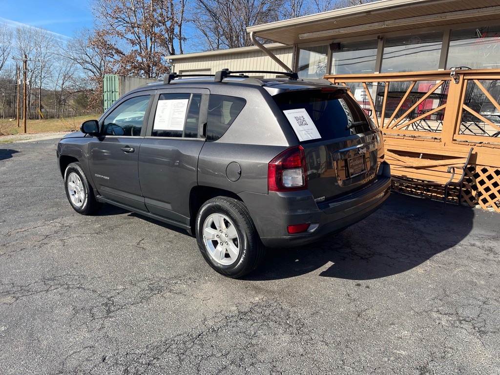 2014 Jeep Compass Image 8
