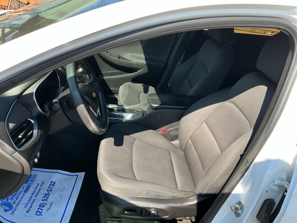 2020 Chevrolet Malibu Image 11