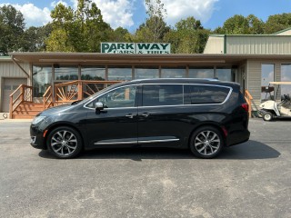 Image for 2017 Chrysler Pacifica Limited ID: 7159630