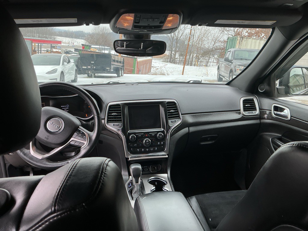 2018 Jeep Grand Cherokee Image 12