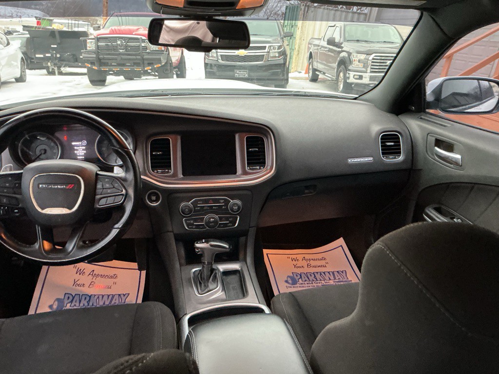 2022 Dodge Charger Image 9