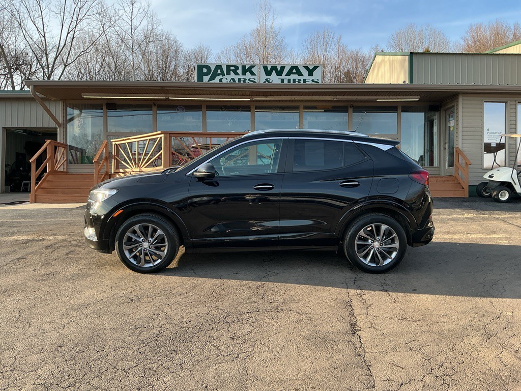 2023 Buick Enclave Image 1