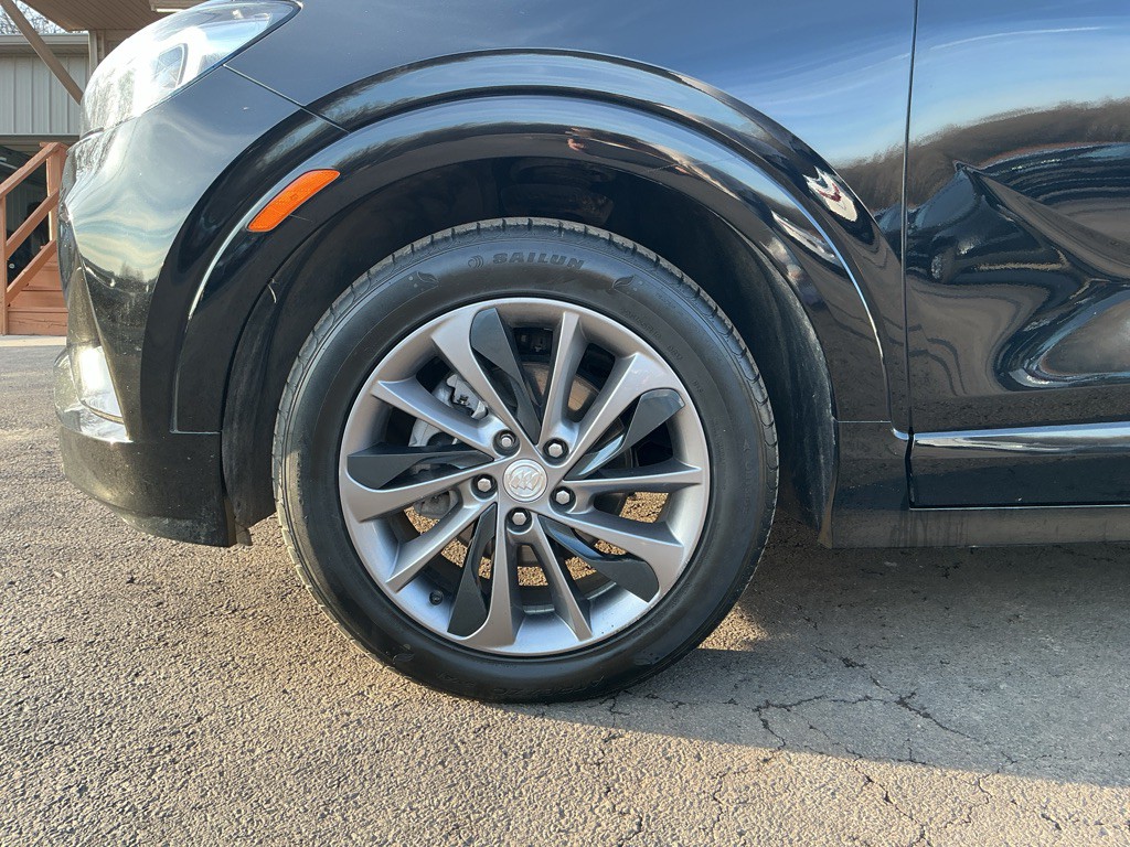 2023 Buick Enclave Image 15