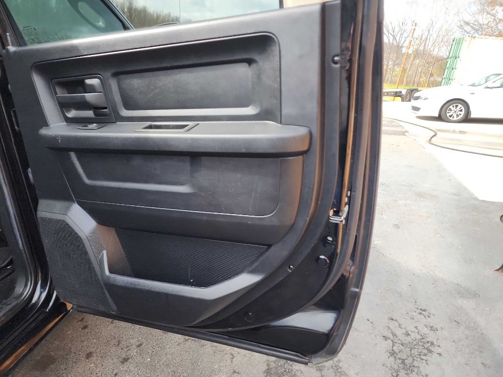 2014 RAM 1500 Image 7