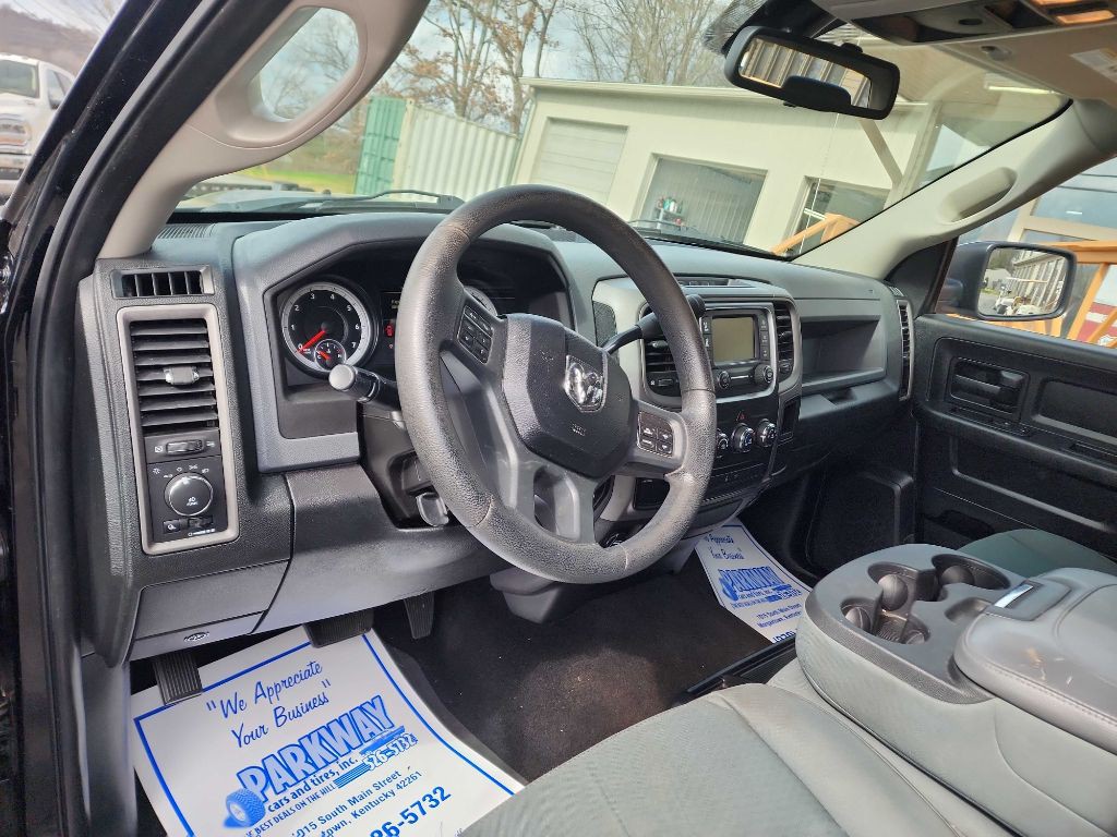2014 RAM 1500 Image 9