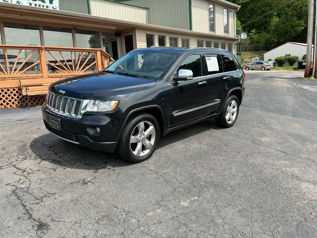 2013 Jeep Grand Cherokee Image 2