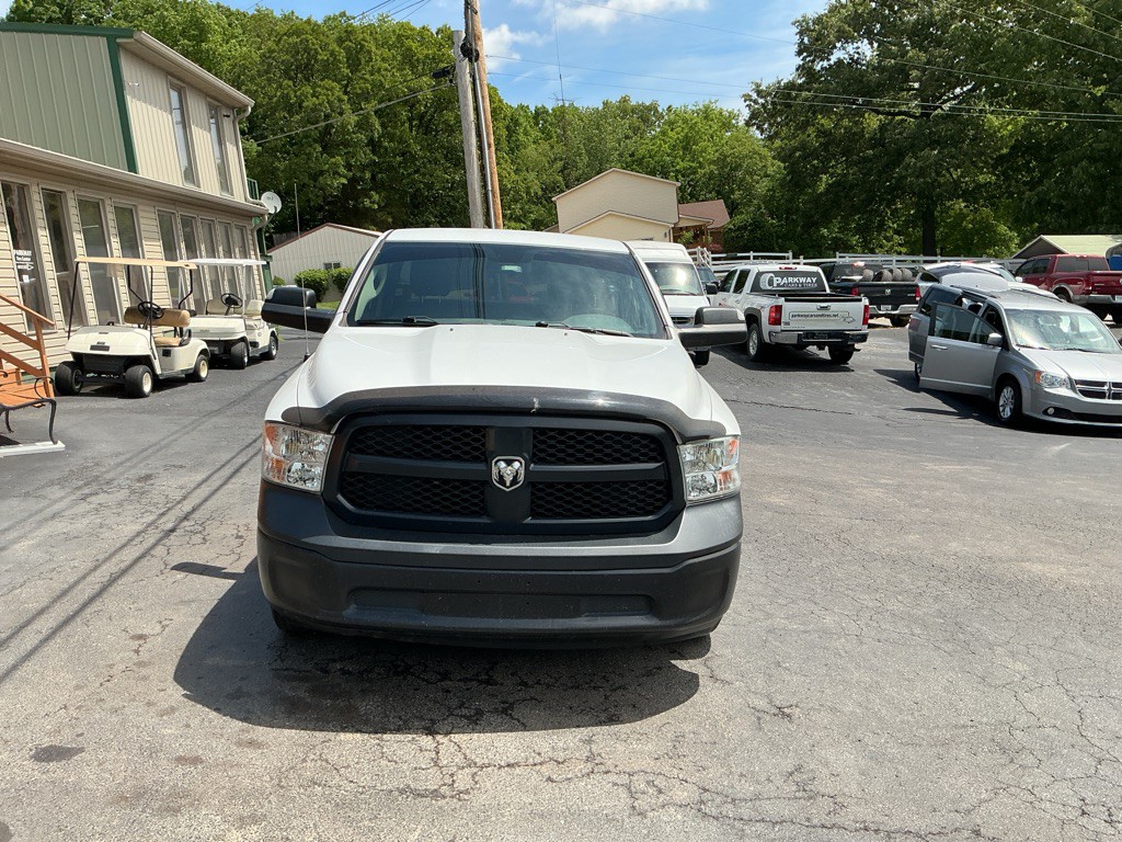 2019 RAM 1500 Image 3