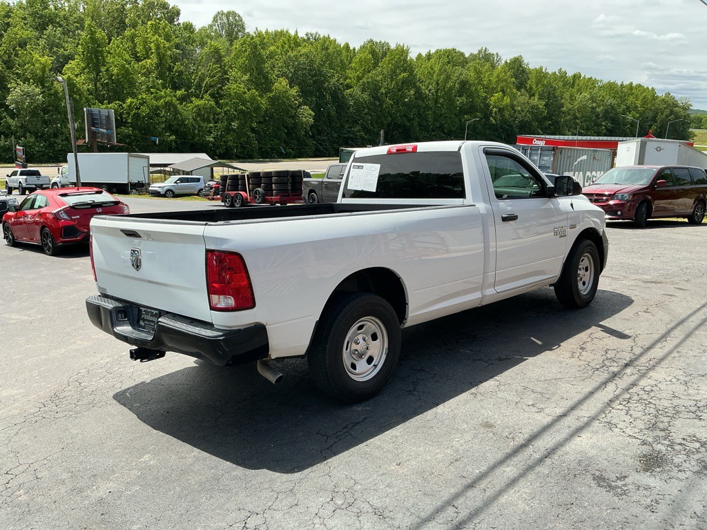 2019 RAM 1500 Image 6