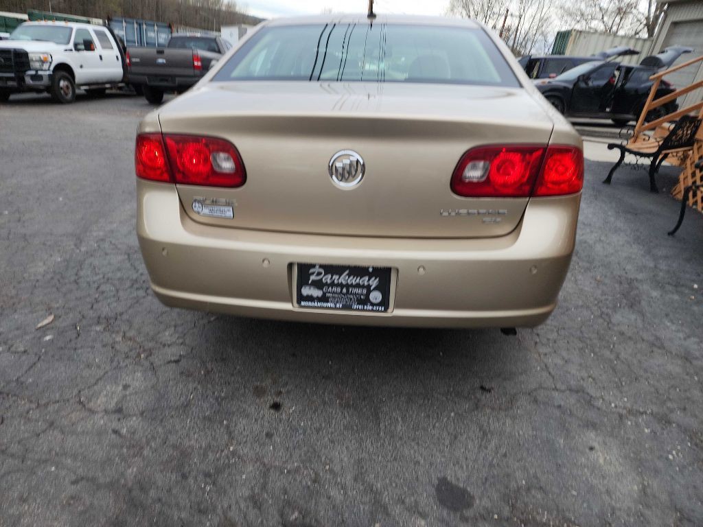 2006 Buick Lucerne Image 2