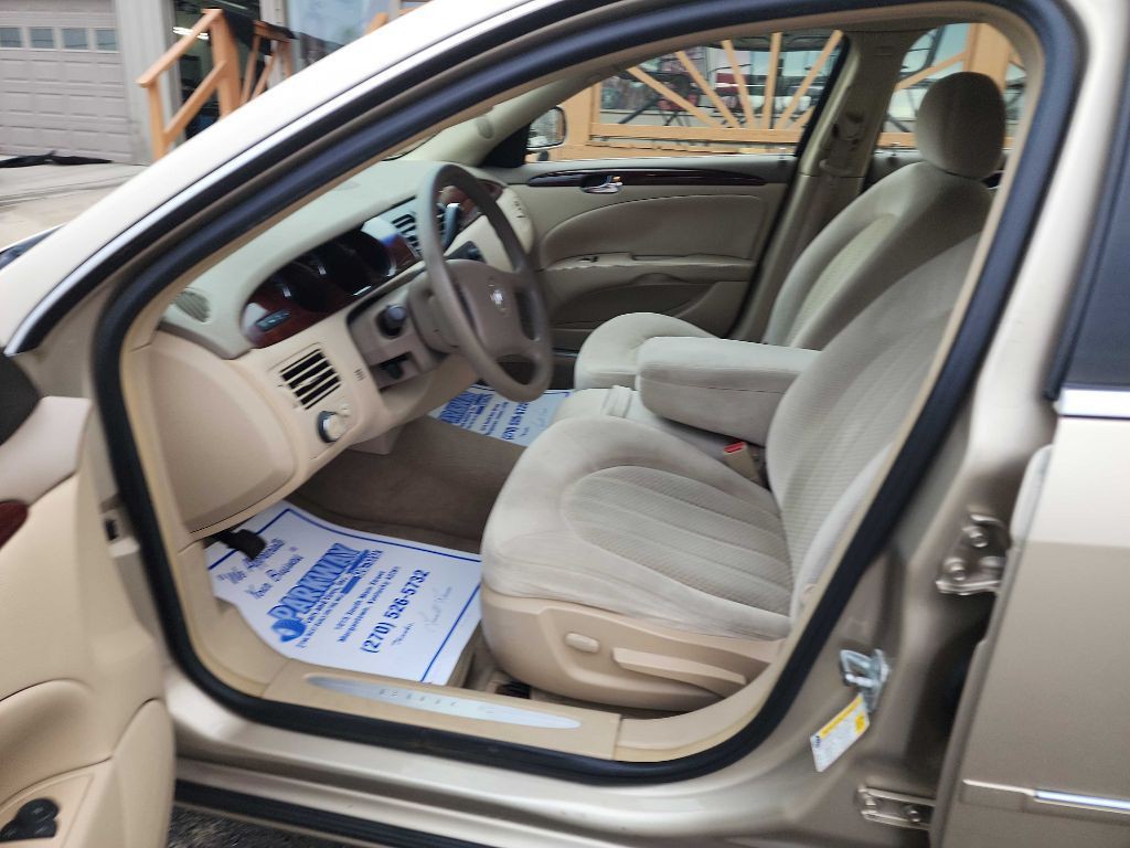 2006 Buick Lucerne Image 9
