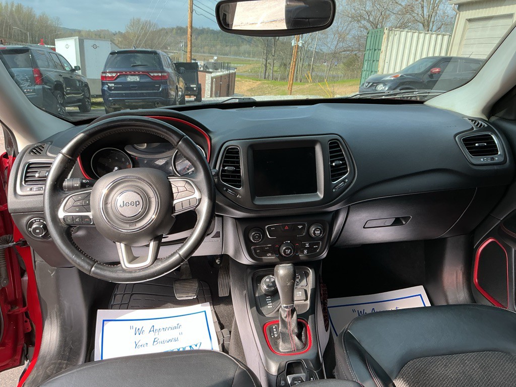 2020 Jeep Compass Image 12