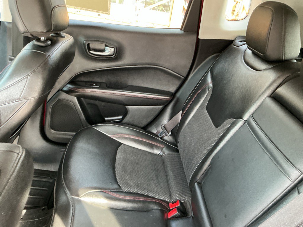 2020 Jeep Compass Image 13