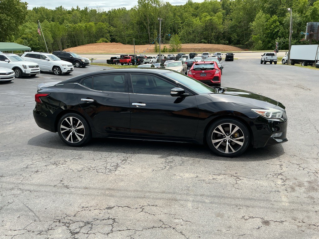 2018 Nissan Maxima Image 5