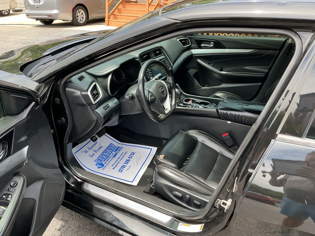 2018 Nissan Maxima Image 11