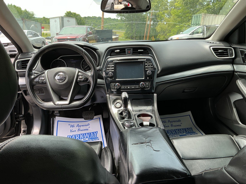 2018 Nissan Maxima Image 12