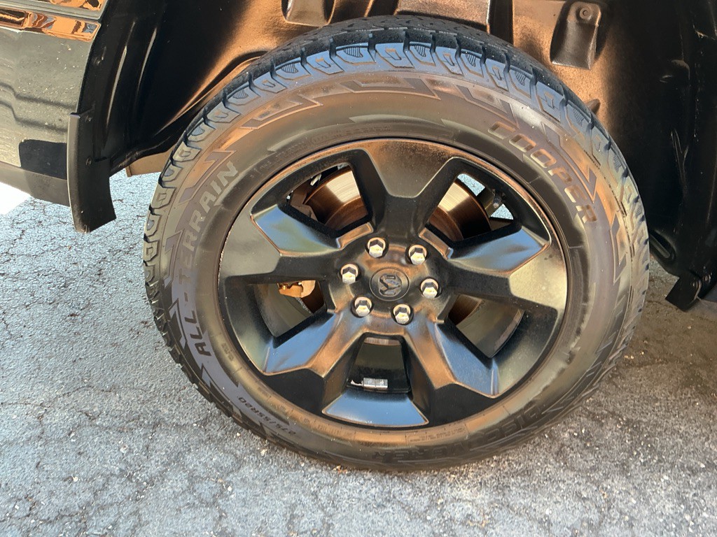 2019 RAM 1500 Image 16