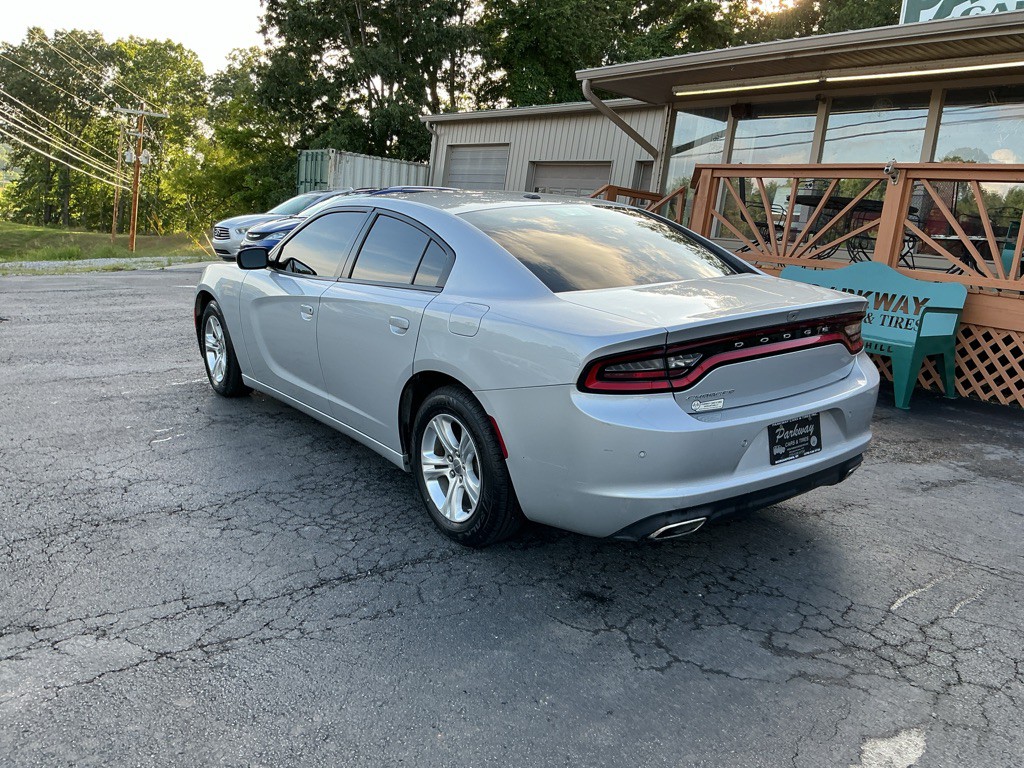 2021 Dodge Charger Image 8