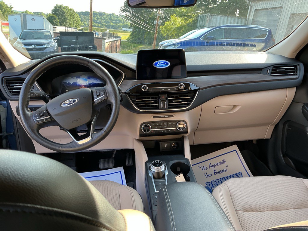 2020 Ford Escape Image 12