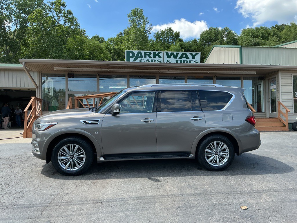 2018 INFINITI QX80 Image 1
