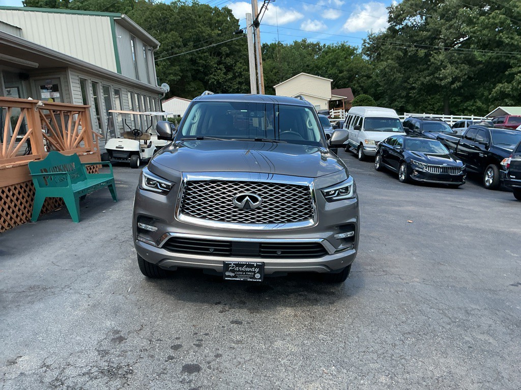 2018 INFINITI QX80 Image 3