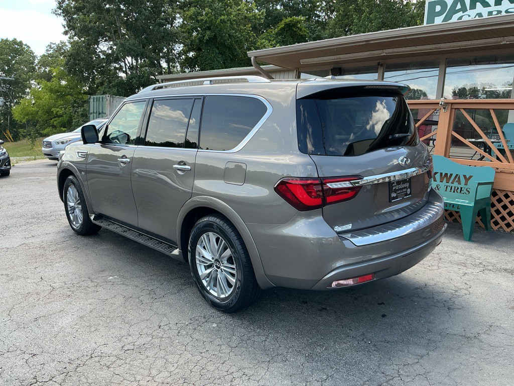 2018 INFINITI QX80 Image 8