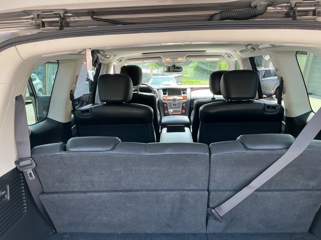 2018 INFINITI QX80 Image 15