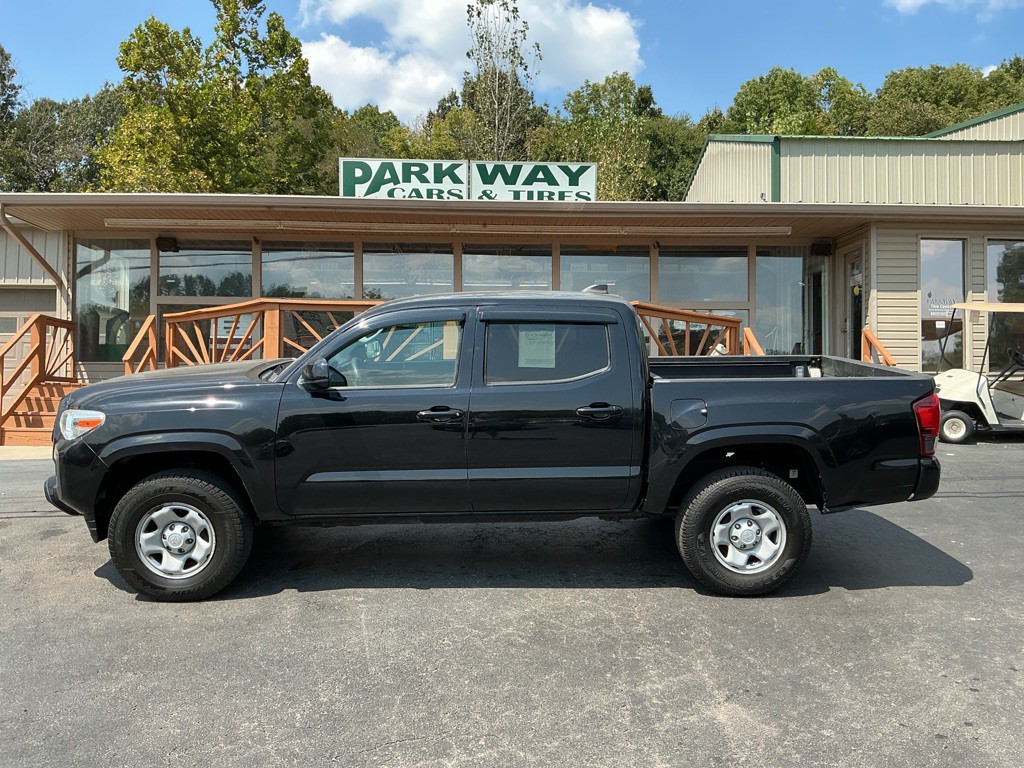 2020 Toyota Tacoma Image 1