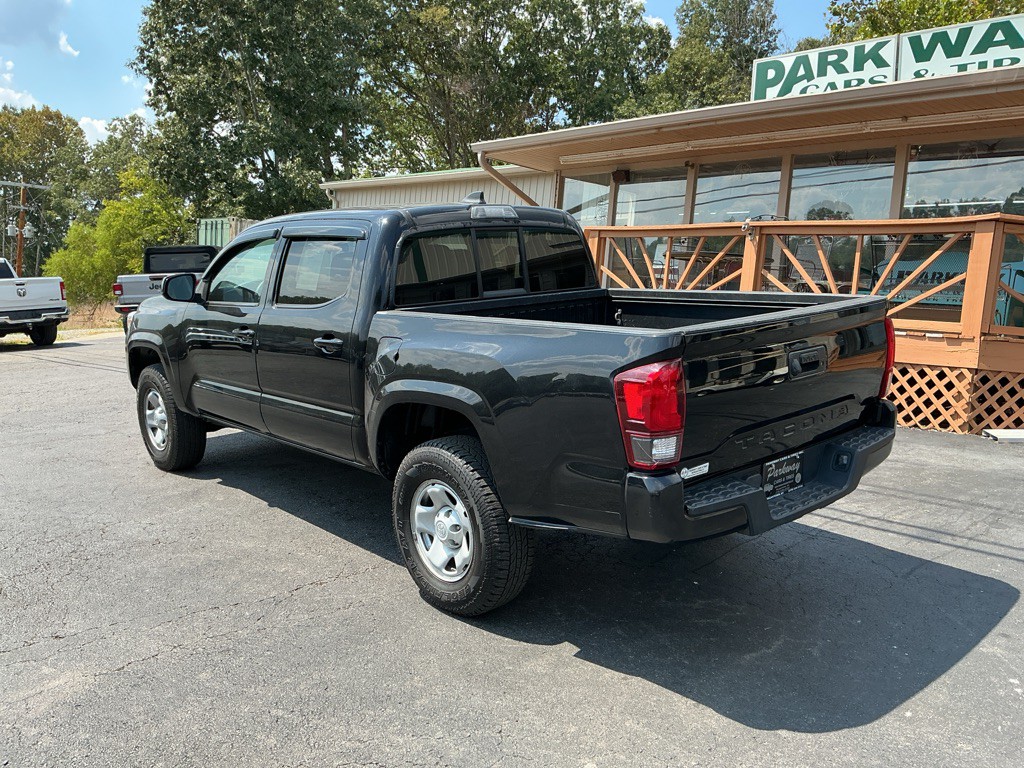 2020 Toyota Tacoma Image 8