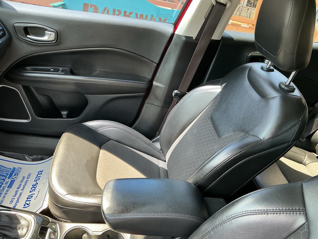 2021 Jeep Compass Image 10