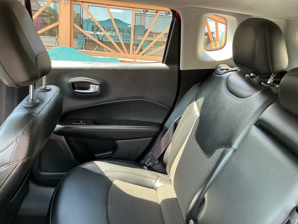 2021 Jeep Compass Image 13