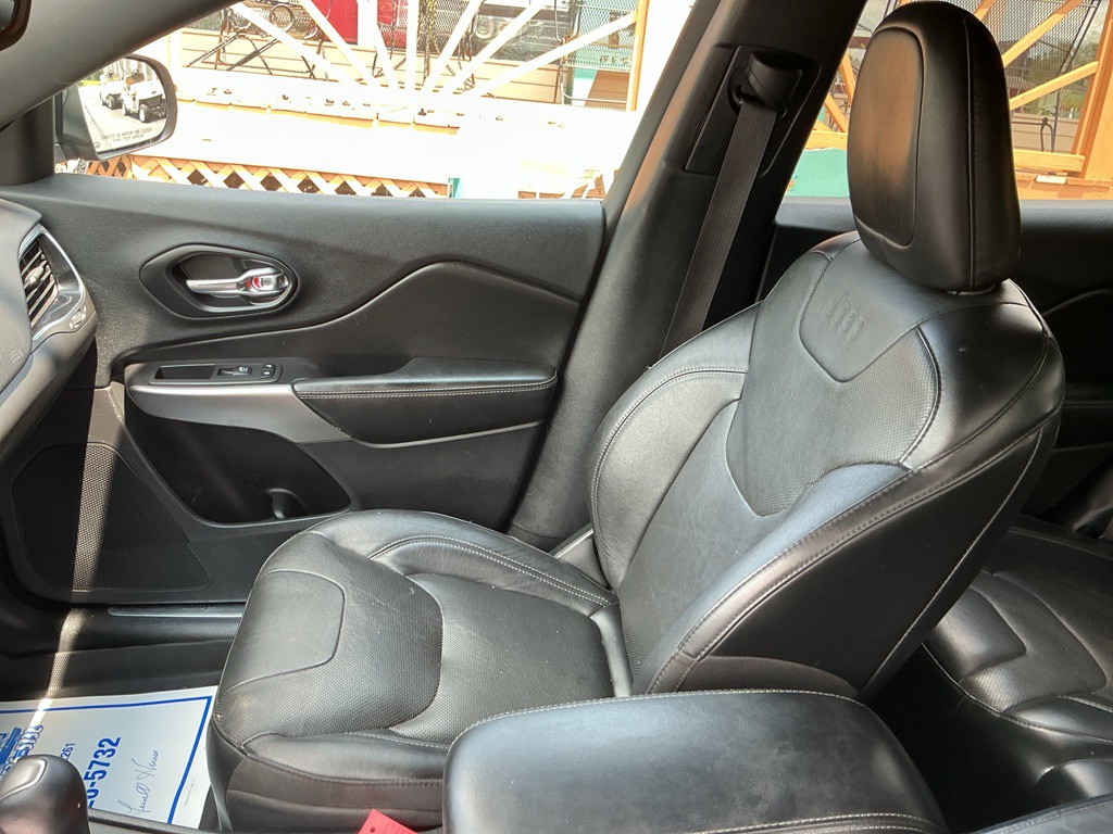 2020 Jeep Cherokee Image 10