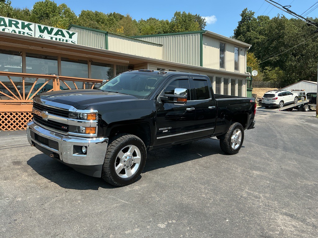 2016 Chevrolet Silverado 1500 Image 2