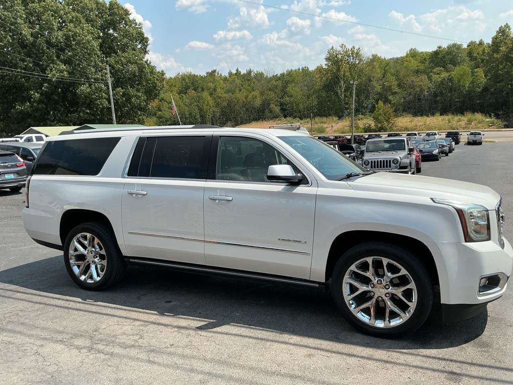2020 GMC Yukon Image 5