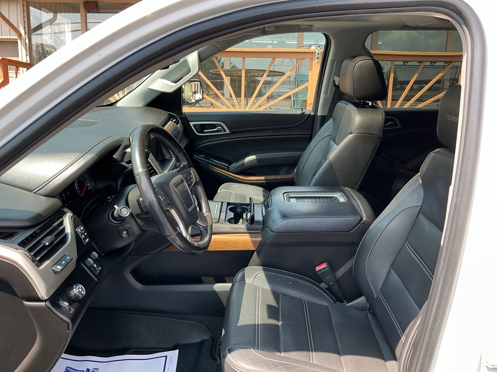 2020 GMC Yukon Image 11