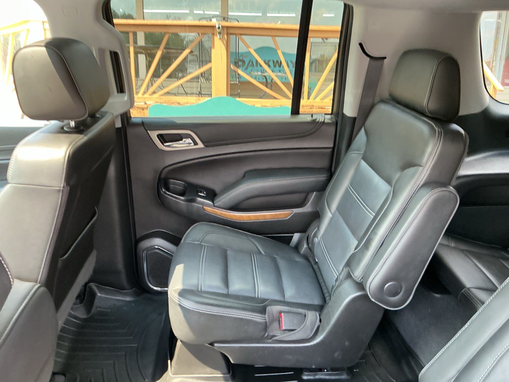 2020 GMC Yukon Image 13