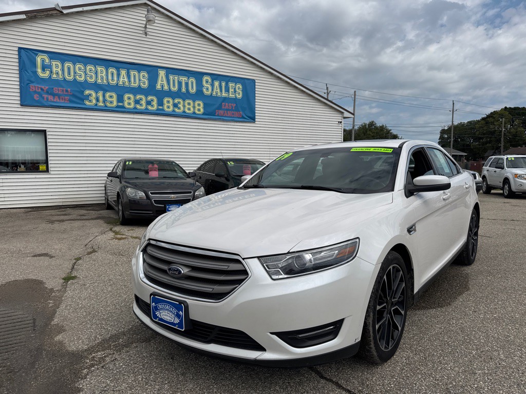 2019 Ford Taurus Image 2