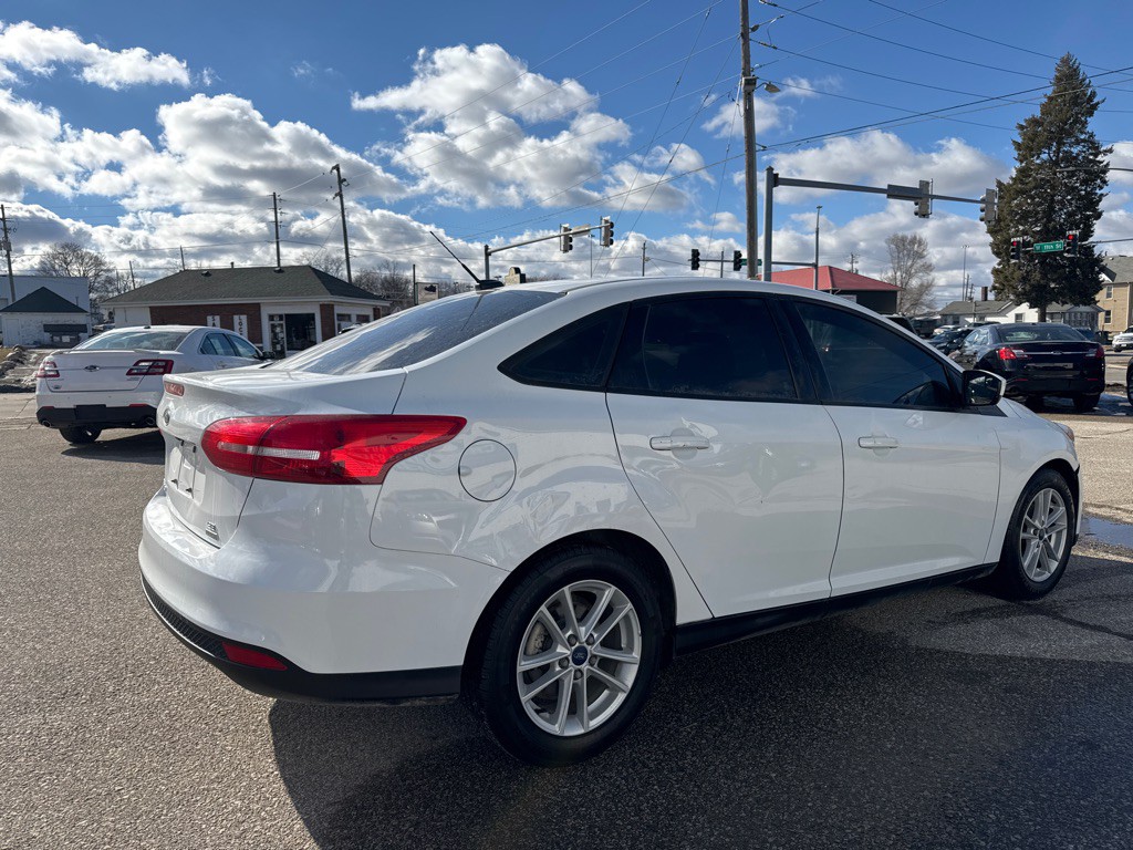 2018 Ford Focus Image 3