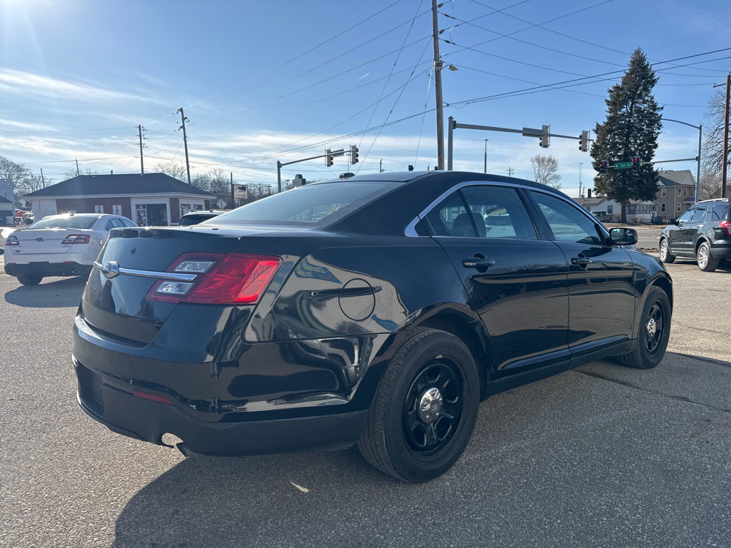 2017 Ford Taurus Image 3