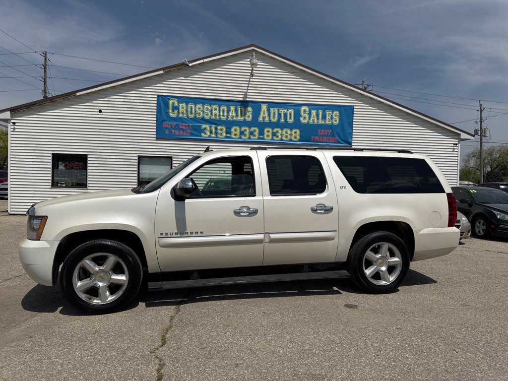 2008 Chevrolet Suburban Image 1