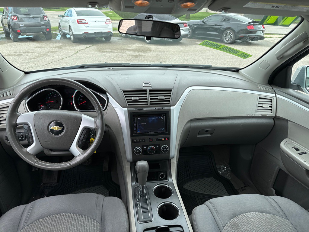 2011 Chevrolet Traverse Image 9