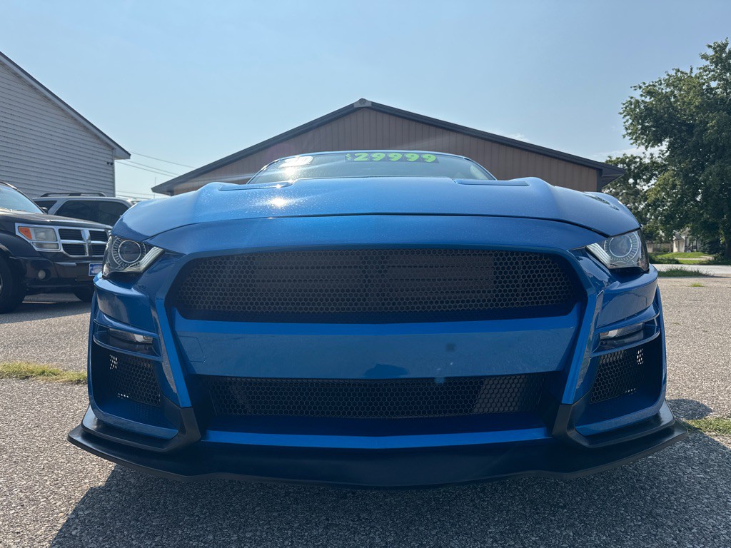 2020 Ford Mustang Image 3