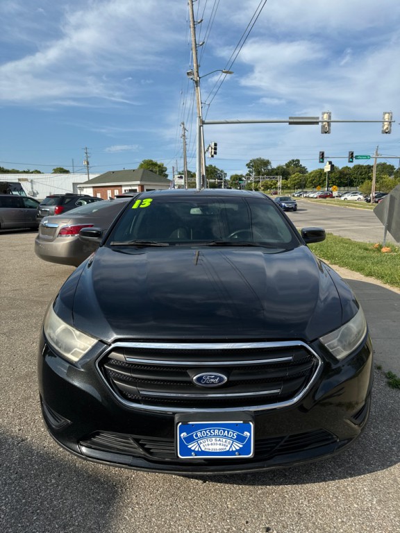 2013 Ford Taurus Image 2