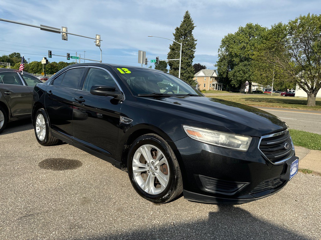 2013 Ford Taurus Image 3