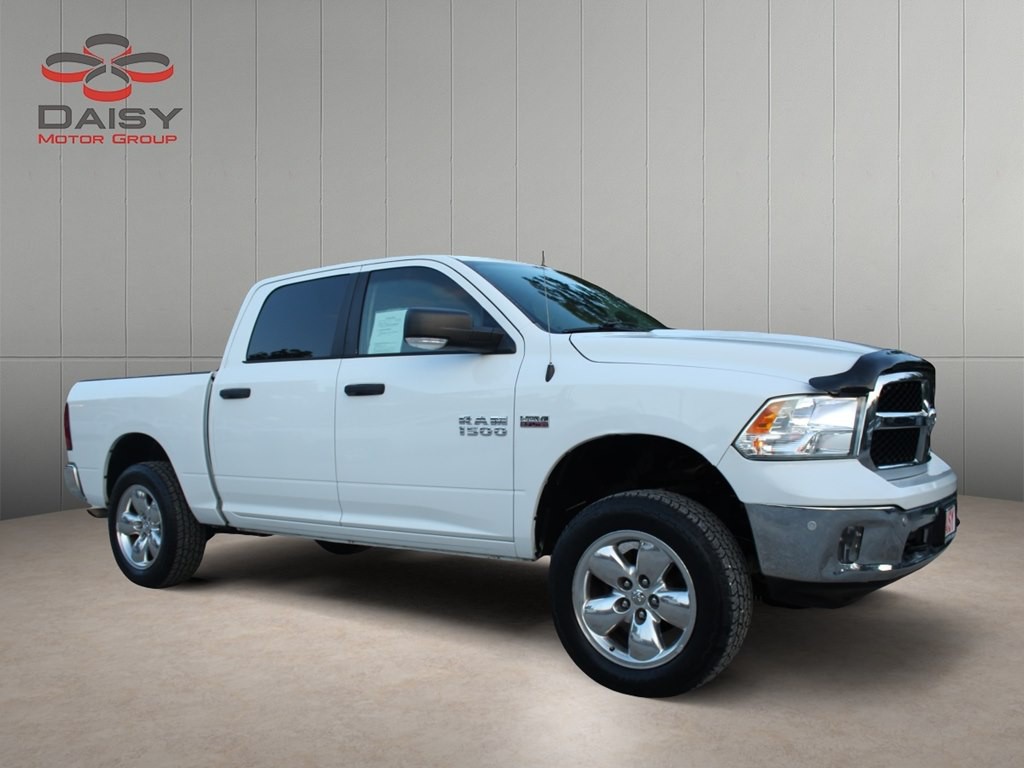 2015 RAM 1500 Image 3